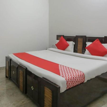 Jhajhar Hotel O Aarush מראה חיצוני תמונה