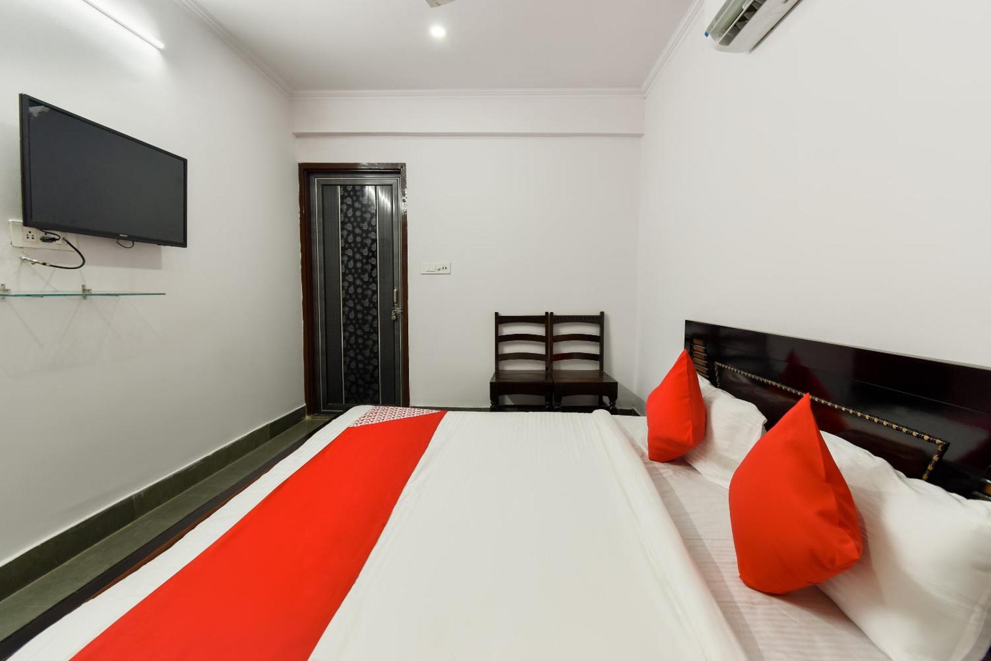 Jhajhar Hotel O Aarush מראה חיצוני תמונה