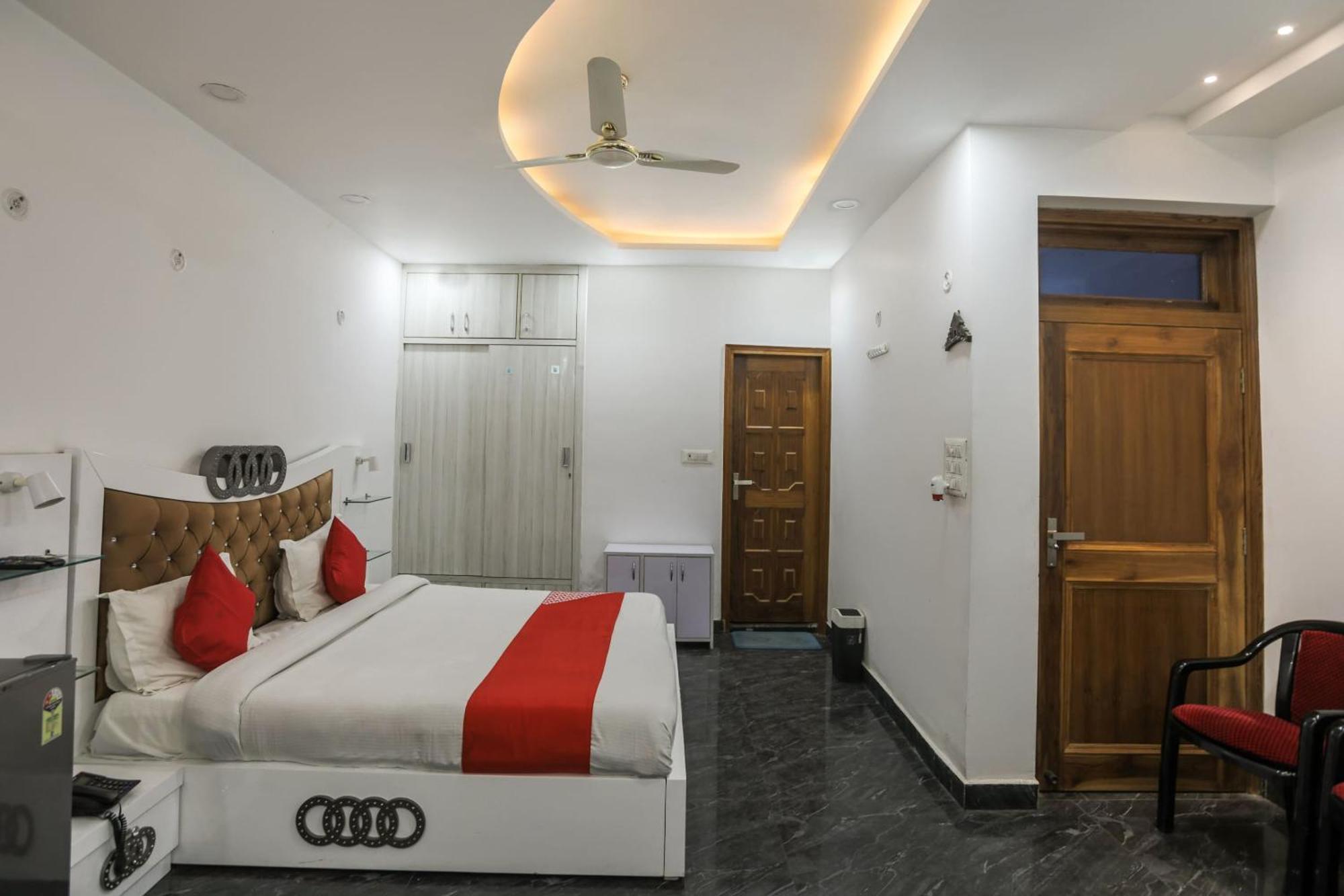 Jhajhar Hotel O Aarush מראה חיצוני תמונה