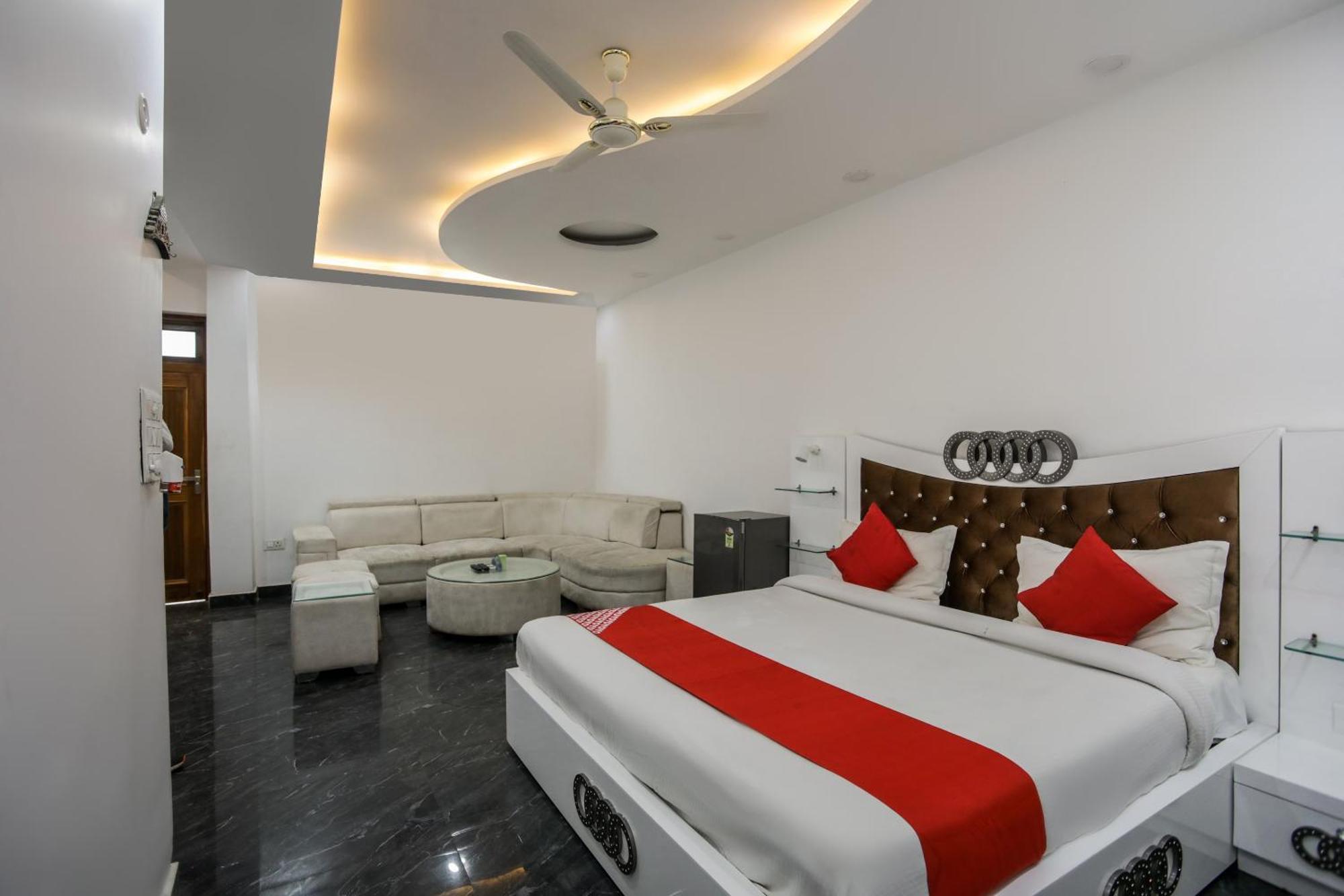 Jhajhar Hotel O Aarush מראה חיצוני תמונה